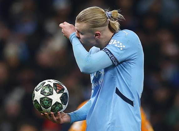 Erling Haaland of Manchester City Manchester City v Real Madrid, UEFA Champions League, Knockout Round Play-offs, First Leg, Football, Etihad Stadium, Manchester, UK - 11 Feb 2025 EDITORIAL USE ONLY No use with unauthorised audio, video, data, fixture lists, club league logos or live services. Online in-match use limited to 120 images, no video emulation. No use in betting, games or single club league player publications. Copyright: xJavierxGarcia Shutterstockx 15136820bf