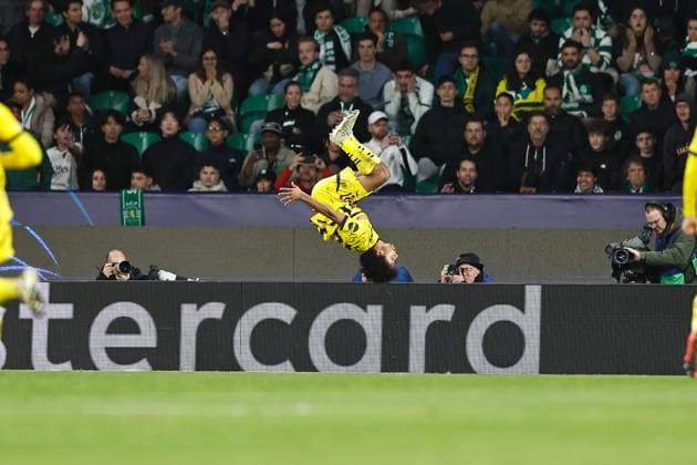 Sport Bilder des Tages Karim Adeyemi (Dortmund), FEBRUARY 11, 2025 - Football Soccer : Karim Adeyemi celebrate after his goal during UEFA Champions League knockout phase play-offs 1st leg match between Sporting Clube de Portugal - Borussia Dortmund at the Estadio Jose Alvalade in Lisbon, Portugal. Noxthirdxpartyxsales  (281434476)