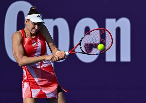 QATAR TOTALENERGIES OPEN - DAY FOUR Elena Rybakina of Kazakistan competes in her round of 16 match againstRebecca Sramkova of Slovakia during the WTA, Tennis Damen Qatar TotalEnergies Open 2025 tennis tournament at the Khalifa International Tennis Complex in Doha, Qatar, on February 12, 2025. Copyright: xNOUSHADx