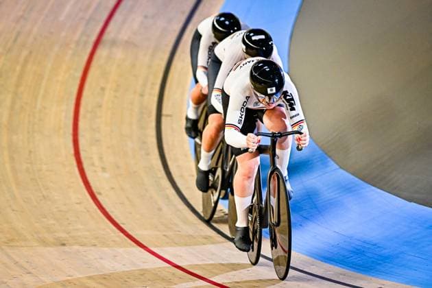 Teamsprint Pauline Grabosch, Lea Sophie Friedrich, Clara Schneider Bahnrad Europameisterschaften 2025 Teamsprint Pauline Grabosch, Lea Sophie Friedrich, Clara Schneider Bahnrad Europameisterschaften 2025 (EuroTrack25 2025 UEC Track Elite European Championships), die vom 12. bis 16. Februar 2025 im Vlaanderen Heusden-Zolder Velodroom Limburg im belgischen Heusden-Zolder stattfinden.