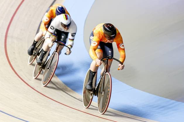 HEUSDEN-ZOLDER - Track cyclists Tijmen van Loon, Harrie Lavreysen and Loris Leneman in action on the team sprint qualifier during the first day of the European Track cycling, Rad, Radsport, Bahnrad, Bahn championships in Belgium. ANP BAS CZERWINSKI xVIxANPxSportx xxANPxIVx 519787930 originalFilename: 519787930.jpg