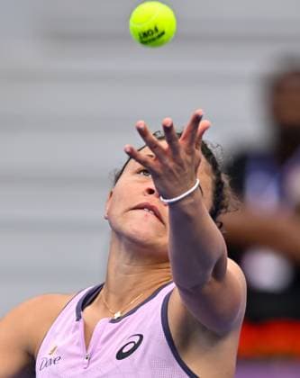 QATAR TOTALENERGIES OPEN - DAY FOUR Jasmine Paolini of Italy competes in her round of 16 match Jasmine Paolini of Italy during the WTA, Tennis Damen Qatar TotalEnergies Open 2025 tennis tournament at the Khalifa International Tennis Complex in Doha, Qatar, on February 12, 2025. Copyright: xNOUSHADx