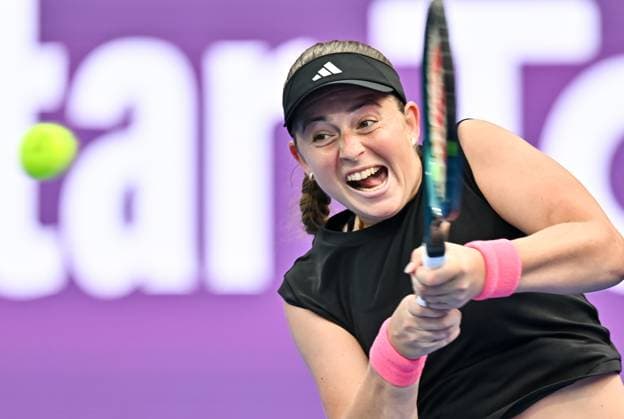 Sport Bilder des Tages QATAR TOTALENERGIES OPEN - DAY FOUR Jelena Ostapenko of Latvia competes in her round of 16 match Jasmine Paolini of Italy during the WTA, Tennis Damen Qatar TotalEnergies Open 2025 tennis tournament at the Khalifa International Tennis Complex in Doha, Qatar, on February 12, 2025. Copyright: xNOUSHADx