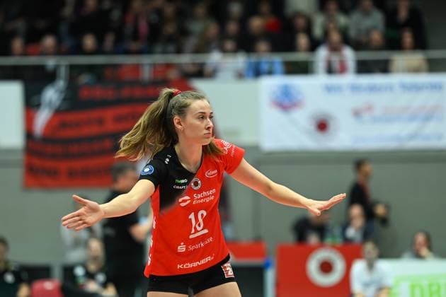 Sarah Straube (Dresdner SC, 18) Dresdner SC vs. VfB Suhl Lotto Thueringen, 1. Volleyball Bundesliga Frauen, Spielzeit 2024 2025, 12.02.2025 Dresdner SC vs. VfB Suhl Lotto Thueringen, 1. Volleyball Bundesliga Frauen, Spielzeit 2024 2025, 12.02.2025 Dresden Copyright: xEibner-Pressefoto xHoepnerx EP_PHR