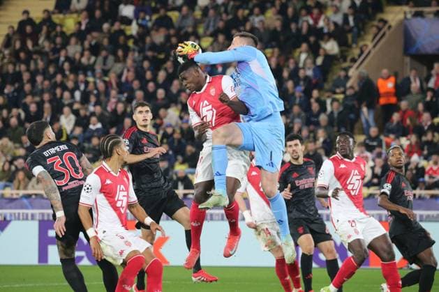 RECORD DATE NOT STATED As Monaco benfica barrage aller champions ligues SERGE HAOUZI MAXPPP - MONACO Monaco le 12 Fevrier 2025 au stade Louis II l AS Monaco recoit le Benfica de Lisbonne pour le compte des barrages aller de la Ligue des champions 2024-2025 phase de ligues Le joueur monegasque Embolo au duel avec le portugais Trubin lors du match Monaco Benfica - Monaco vs. Benfica - 12 February 2025 MONACO Principaute de Monaco France  Copyright: xMAXPPPxSERGExxHAOUZIx SHZ202502126416 SHZ202502126416