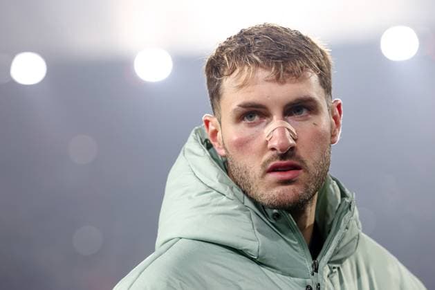 2025-02-12 Feyenoord v AC Milan - UEFA Champions League 2024 25 League Knockout Play-off First Leg ROTTERDAM, NETHERLANDS - FEBRUARY 12: Santiago Gimenez of AC Milan looks dejected after defeat during the UEFA Champions League 2024 25 League Knockout Play-off First Leg match between Feyenoord and AC Milan at Stadion Feijenoord on February 12, 2025 in Rotterdam, Netherlands. Rotterdam Stadion Feijenoord Netherlands Content not available for redistribution in The Netherlands directly or indirectly through any third parties. Copyright: xPieterxvanxderxWoudex