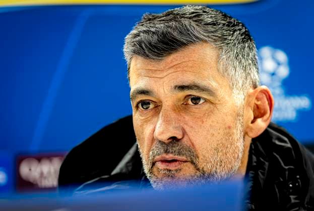 AC Milan trainer Sergio Conceicao during te press conference, PK, Pressekonferenz after the match Feyenoord - AC Milan at the Stadium De Kuip for the UEFA Champions League- Knockout phase play- offs1st leg season 2024-2025 in ROTTERDAM, Netherlands on 12 february 2025, (photo by Marcel van Dorst EYE4images DeFodi Images) Defodi-746_215461