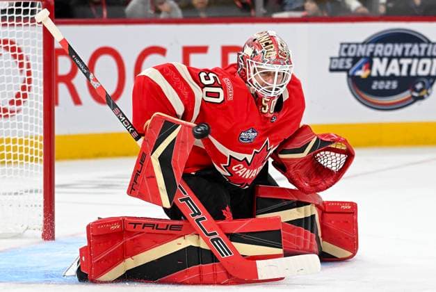 February 12, 2025, Montreal, Pq, Canada: Canada goaltender Jordan Binnington (50) makes a save against Sweden during second period 4 Nations Face-Off hockey action in Montreal, Wednesday, February 12, 2025. Jordan Binnington,  - ZUMAc35_ 20250212_zaf_c35_130 Copyright: xGrahamxHughesx
