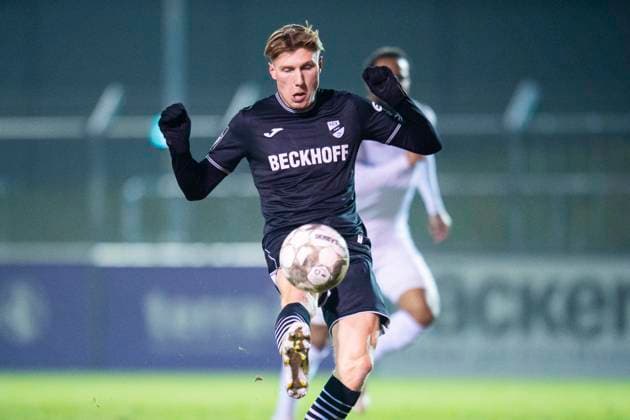 12.02.2025 - Fußball, 2024 2025, Krombacher Westfalenpokal, Viertelfinale, SV Rödinghausen - SC Verl: Eduard Probst (Verl) Rödinghausen Nordrhein-Westfalen Deutschland Häcker Wiehenstadion