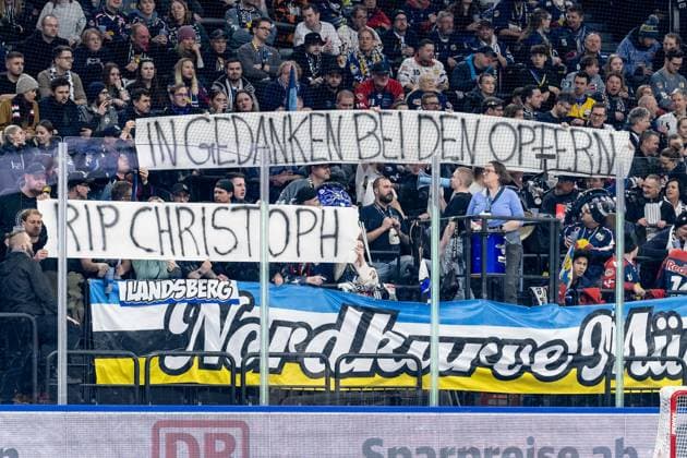 Bilder des Jahres 2025, Sport 02 Februar Sport Themen der Woche KW07 Sport Bilder des Tages GER, EHC Red Bull Muenchen vs. Schwenninger Wild Wings, Eishockey, DEL, 44. Spieltag, Saison 2024 2025, 13.02.2025. GER, EHC Red Bull Muenchen vs. Schwenninger Wild Wings, Eishockey, DEL, 44. Spieltag, Saison 2024 2025, 13.02.2025. Muenchen *** GER, EHC Red Bull Muenchen vs Schwenninger Wild Wings, Ice Hockey, DEL, 44 Matchday, Season 2024 2025, 13 02 2025 GER, EHC Red Bull Muenchen vs Schwenninger Wild Wings, Ice Hockey, DEL, 44 Matchday, Season 2024 2025, 13 02 2025 Muenchen Copyright: xEibner-Pressefoto HeikexFeinerx EP_HFR