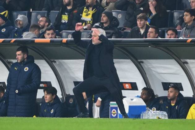 Fenerbahce v RSC Anderlecht - UEFA Europa League ISTANBUL, TURKEY - FEBRUARY 13 : Jose Mourinho coach of Fenerbahce during the UEFA Europa League 2024 25 knockout phase play-off match first round between Fenerbahce and RSC Anderlecht on February 13, 2025 in Istanbul, Turkey, 13 02 2025 Istanbul Turkey  Copyright: xVincentxKalutx