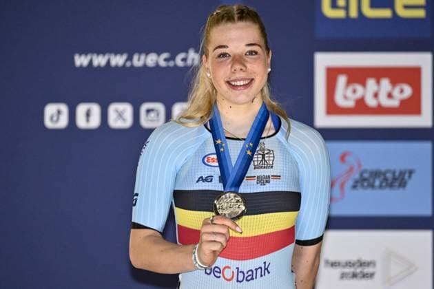 Radsport, Bahnrad-EM Zolder Belgian Helene Hesters, winner of the silver medal in the women s elimination final pictured on the podium of the 2025 UEC Track Elite European Championships, in Heusden-Zolder, Belgium, Thursday 13 February 2025. The European Championships take place from 12 to 16 February. DIRKxWAEM  x112385926x