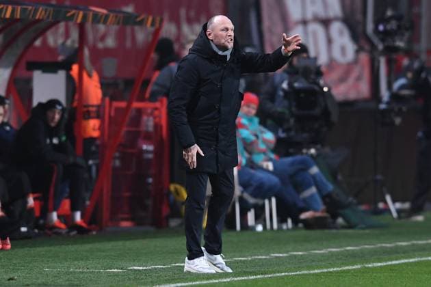 Fußball UEFA Europa League Play-off FC Twente Enschede - FK Bodö Glimt am 13.02.2025 im Stadion De Grolsch Veste in Enschede Joseph Oosting ( Trainer Cheftrainer Enschede )