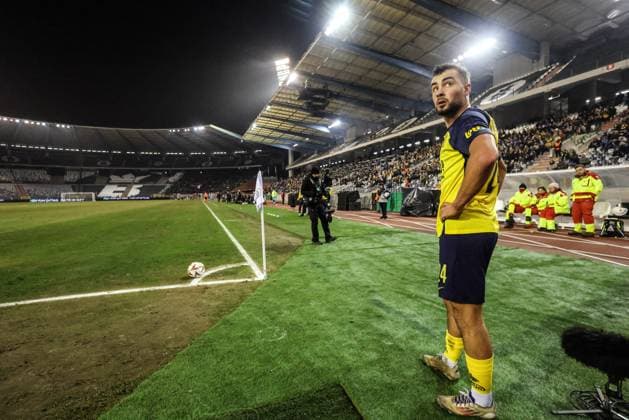 Union s Charles Vanhoutte pictured during a soccer game between Belgian Royale Union Saint-Gilloise and Dutch AFC Ajax, on Thursday 13 February 2025 in Brussels, the first leg of the Knockout phase play-offs of the UEFA Europa League competition. BRUNOxFAHY  x112391681x