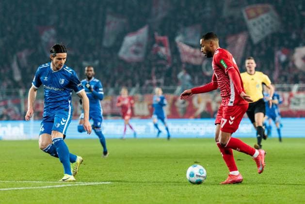 2. Fußball Bundesliga, 1. FC Magdeburg - 1. FC Köln; 14.02.2025 Linton Maina (1. FC Köln, 37) am Ball 2. Fußball Bundesliga, 1. FC Magdeburg - 1. FC Köln, Magdeburg, Avnet Arena am 14.02.2025 DFL REGULATIONS PROHIBIT ANY USE OF PHOTOGRAPHS AS IMAGE SEQUENCES AND OR QUASI-VIDEO.
