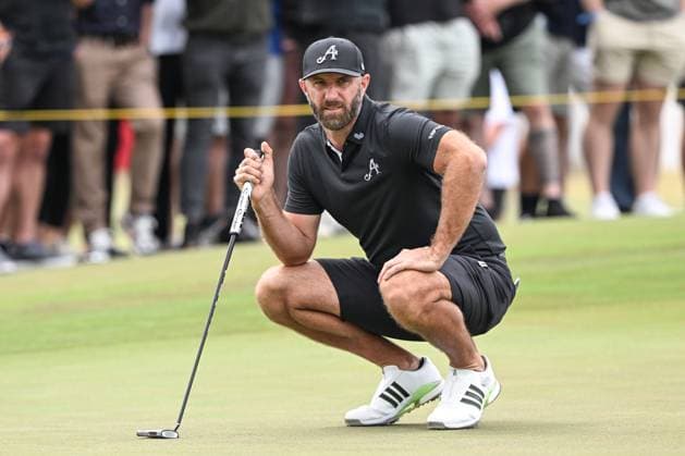GOLF LIV ADELAIDE, 4Aces GC Captain Dustin Johnson lines up a putt during the LIV Golf Adelaide at The Grange Golf Club in Adelaide, Saturday, February 15, 2025. ( NO ARCHIVING, EDITORIAL USE ONLY, NO USE IN BOOKS WITHOUT CONSENT ADELAIDE SA AUSTRALIA  Copyright: xMICHAELxERREYx 20250215132908609445