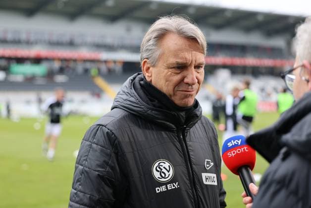 15.02.2025, Fussball, Herren, 2. Bundesliga, Saison 2024 2025, SV 07 Elversberg - SpVgg Greuther Fürth, Trainer Horst Steffen (SV 07 Elversberg) Elversberg Ursapharm-Arena an der Kaiserlinde Saarland Deutschland (DE)