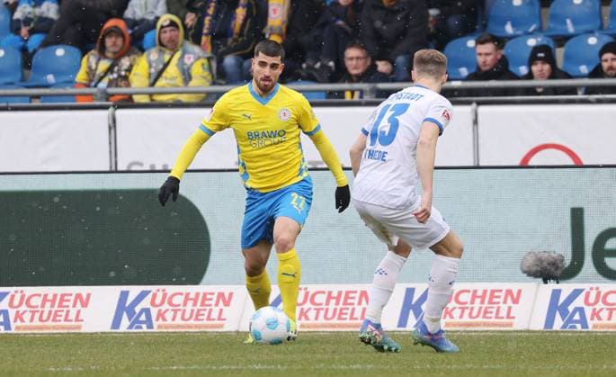 Eintracht BS vs SV Darmstadt 98 Braunschweig, 15.02.2025, Fußball, Saison 24 25, 2. Bundesliga, 22. Spieltag, Eintracht Braunschweig vs SV Darmstadt 98, Bild zeigt: Fabio Di Michele Sanchez (BTSV, 22) Braunschweig