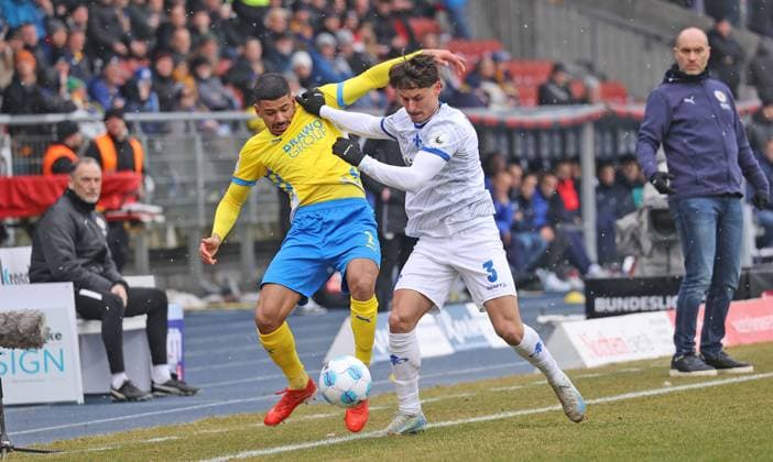 Eintracht BS vs SV Darmstadt 98 Braunschweig, 15.02.2025, Fußball, Saison 24 25, 2. Bundesliga, 22. Spieltag, Eintracht Braunschweig vs SV Darmstadt 98, Bild zeigt: Mohamed Dräger (BTSV, 2) Braunschweig