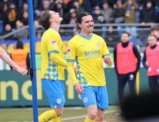 Eintracht BS vs SV Darmstadt 98 Braunschweig, 15.02.2025, Fußball, Saison 24 25, 2. Bundesliga, 22. Spieltag, Eintracht Braunschweig vs SV Darmstadt 98, Bild zeigt: Rayan Philippe (BTSV, 9) Braunschweig