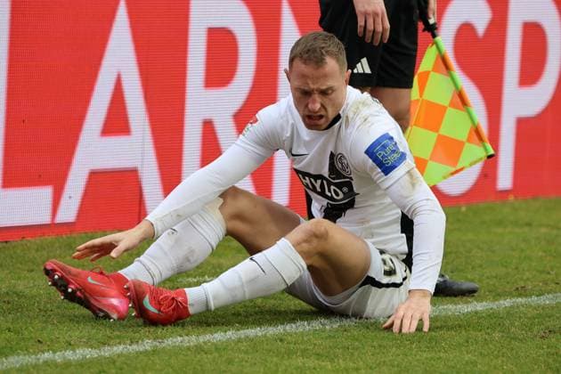 15.02.2025, Fussball, Herren, 2. Bundesliga, Saison 2024 2025, SV 07 Elversberg - SpVgg Greuther Fürth, Maurice Neubauer (SV 07 Elversberg) Elversberg Ursapharm-Arena an der Kaiserlinde Saarland Deutschland (DE)