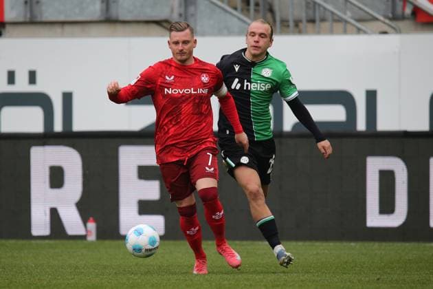 15.02.2025, xmohx, Fussball 2.Bundesliga, 1.FC Kaiserslautern - Hannover 96 v.l. Marlon Ritter (1. FC Kaiserslautern) Lars Gindorf (Hannover 96) Zweikampf, Aktion, action, battle for the ball (DFL DFB REGULATIONS PROHIBIT ANY USE OF PHOTOGRAPHS as IMAGE SEQUENCES and or QUASI-VIDEO) Kaiserslautern