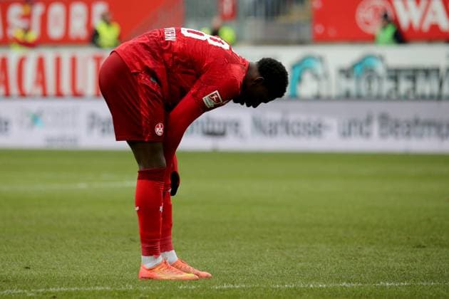 15.02.2025, xmohx, Fussball 2.Bundesliga, 1.FC Kaiserslautern - Hannover 96 v.l. Faride Alidou (1. FC Kaiserslautern) (DFL DFB REGULATIONS PROHIBIT ANY USE OF PHOTOGRAPHS as IMAGE SEQUENCES and or QUASI-VIDEO) Kaiserslautern