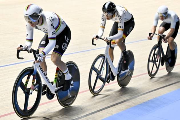 Sport Bilder des Tages Belgian Lindsay De Vylder pictured in action during the men s Omnium I scratch race at the 2025 UEC Track Elite European Championships, in Heusden-Zolder, Belgium, Saturday 15 February 2025. The European Championships take place from 12 to 16 February. DIRKxWAEM  x112508035x