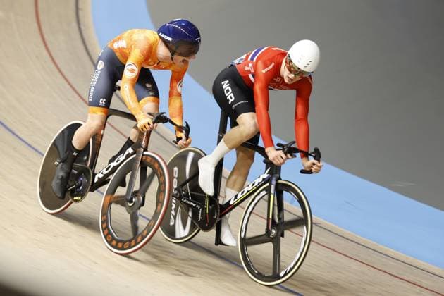 HEUSDEN-ZOLDER - Track cyclists Philip Heijnen and Karsten Larsen Feldmann (Norway) in action on the omnium tempo race during the fourth day of the European Track cycling, Rad, Radsport, Bahnrad, Bahn championships in Belgium. ANP BAS CZERWINSKI xVIxANPxSportx xxANPxIVx 520033501 originalFilename: 520033501.jpg