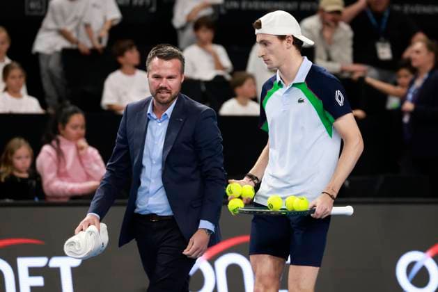 TENNIS OPEN 13 PHOTOPQR LA PROVENCE PENNANT Franck ; Marseille ; 15 02 2025 ; Tennis : OPEN 13 Provence 2025 au Palais des sports de Marseille 1 2 Finale Simple - Ugo HUMBERT (FRA) Open 13 Provence at the Palais des Sports in Marseille on February 15, 2025 Marseille Marseille France  Copyright: xPHOTOPQR LAxPROVENCE MAXPPPxPENNANTxFranckx 20250215PVL3140 20250215PVL3140