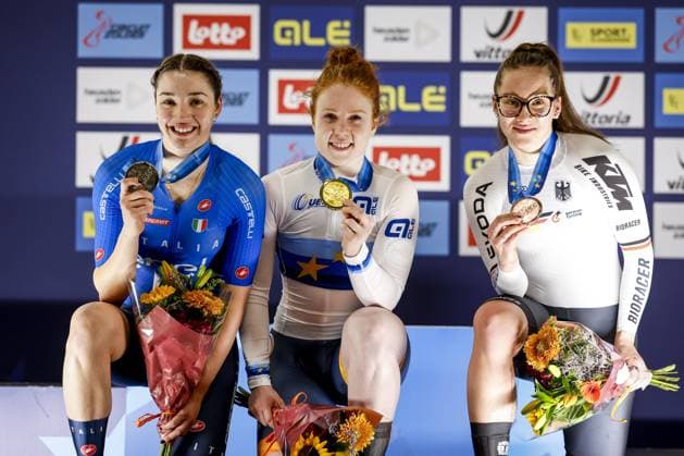 HEUSDEN-ZOLDER - (l-r) Martina Fidenza (second), Hetty van de Wouw (first), Clara Schneider (third) on the podium after the 1 kilometer time trial during the fourth day of the European Track cycling, Rad, Radsport, Bahnrad, Bahn championships in Belgium. ANP BAS CZERWINSKI xVIxANPxSportx xxANPxIVx 520058636 originalFilename: 520058636.jpg