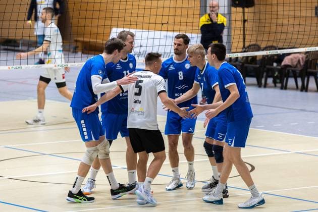Team, Mannschaft, jubelt, Jubel, positive Emotionen, positive Emotion, SV Schwaig Volleyball - Blue Volleys Gotha, Volleyball, 2. Bundesliga Sued, , 15.02.2025 SV Schwaig Volleyball - Blue Volleys Gotha, Volleyball, 2. Bundesliga Sued, , 15.02.2025 Schwaig Copyright: xEibner-Pressefoto G.xSantemizx EP_GSZ
