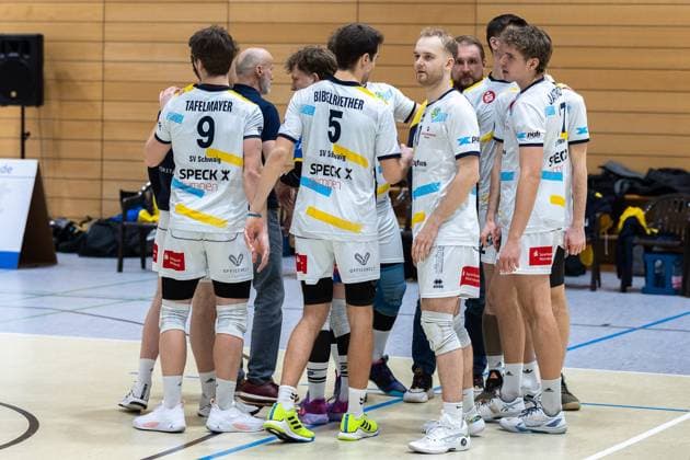 Team, Mannschaft, enttaeuscht, Enttaeuschung, negative Emotionen, negative Emotion, SV Schwaig Volleyball - Blue Volleys Gotha, Volleyball, 2. Bundesliga Sued, , 15.02.2025 SV Schwaig Volleyball - Blue Volleys Gotha, Volleyball, 2. Bundesliga Sued, , 15.02.2025 Schwaig Copyright: xEibner-Pressefoto G.xSantemizx EP_GSZ