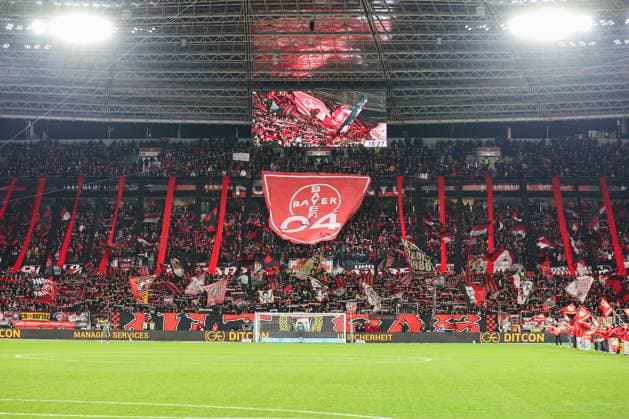1. Bundesliga - Bayer 04 Leverkusen - FC Bayern München am 15.02.2025 in der BayArena in Leverkusen Die Bayer Leverkusen Fans mit einer Choreographie
