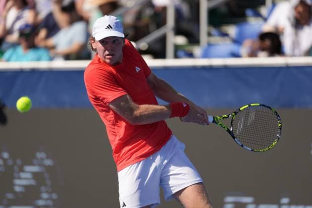 DELRAY BEACH, FL - FEBRUARY 15: Alex Michelsen (USA) during his semifinal match of the Delray Beach Open on February 15, 2025, at the Delray Beach Tennis Center in Delray Beach, FL. (Photo by Andrew Patron Icon Sportswire) TENNIS: FEB 15 Delray Beach Open EDITORIAL USE ONLY Icon2502150407
