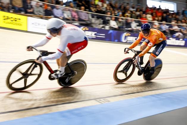 Radsport, Bahnrad-EM Zolder HEUSDEN-ZOLDER - Track cyclist Harrie Lavreysen in action on the first round of the Keirin during the final day of the European Track cycling, Rad, Radsport, Bahnrad, Bahn championships in Belgium. ANP BAS CZERWINSKI xVIxANPxSportx xxANPxIVx 520123636 originalFilename: 520123636.jpg