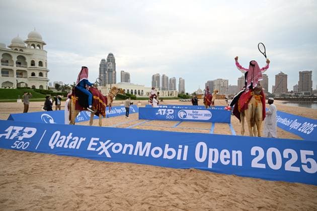 Qatar ExxonMobil Open 2025 Photostunt at Katara Beach , Doha Qatar Grigor Dimitrov (BUL), Novak Djokovic (SRB) , Carlos Alcaraz (ESP) and Stefanos Tsitsipas (GRE)