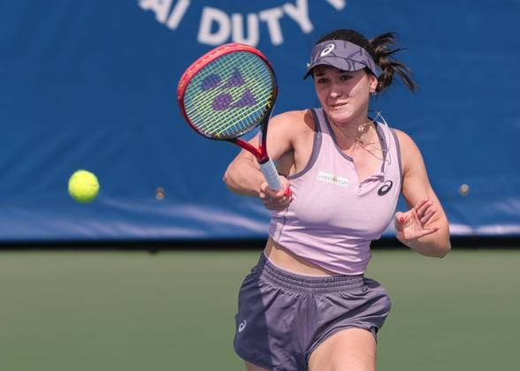 Eva Lys (GER), Dubai Duty Free Tennis Championships, Dubai, U.A.E. Copyright: xJuergenxHasenkopfx