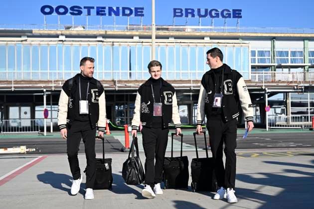 Atalanta v Club Brugge - UEFA Champions League Media Activities 17 02 2025 OOSTENDE, BELGIUM - FEBRUARY 17 : Mignolet Simon goalkeeper of Club Brugge, Vanaken Hans midfielder of Club Brugge pictured at the Oostende airport before departure for the UEFA Champions League 2024 25 knockout phase play-off match second leg between Atalanta and Club Brugge on February 17, 2025 in Oostende, Belgium, 17 02 2025 Oostende Belgium  Copyright: xJanxDexMeuleneirx