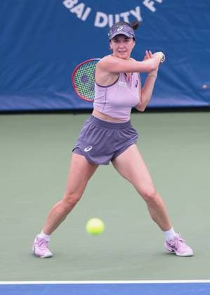 Eva Lys (GER), Dubai Duty Free Tennis Championships, Dubai, U.A.E. Copyright: xJuergenxHasenkopfx