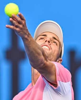 ATP, Tennis Herren QATAR EXXONMOBIL OPEN ROUND OF 32 Christopher O connell of Australia competes in her round of 32 match against Hady Habib of Lebanon during the ATP Qatar ExxonMobil Open 2025 tennis tournament at the Khalifa International Tennis Complex in Doha, Qatar, on February 17, 2025. DOHA Qatar Copyright: xNOUSHADx