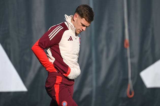 Joshua KIMMICH (Bayern Muenchen). Abschlusstraining am 17.02.2025 vor dem Fussball Champions League K.O. Phase Play offs FC Bayern Muenchen - Celtic Glasgow.