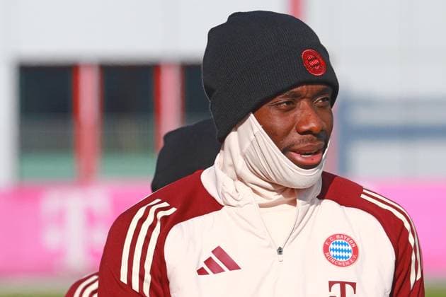 19 Alphonso Davies, Portraet, Portrait, Fussball Abschlusstraining - FC Bayern München vor UEFA Champions League-Spiel vs. Celtic Glasgow 17.02.2025 Trainingsgelände, Säbenerstr. FOTO: Mladen Lackovic LakoPress