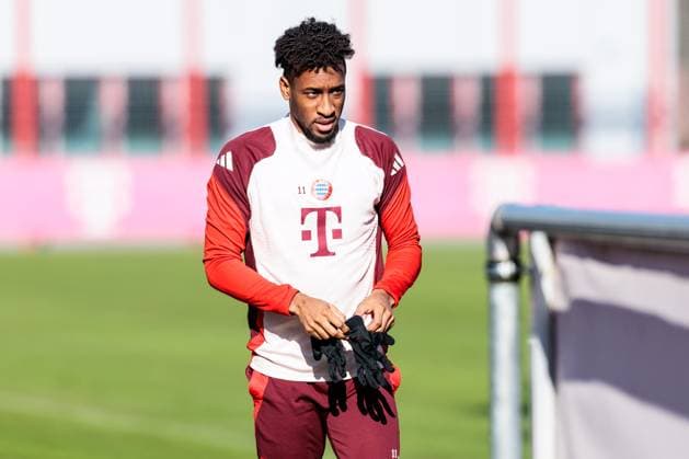 UEFA Champions League: Abschlusstraining FC Bayern München; 17.02.2025 Kingsley Coman (FC Bayern München, 11) auf dem Weg zum Training UEFA Champions League: Abschlusstraining FC Bayern München vor dem Spiel gegen Celtic FC, München, Trainingsgelände an der Säbenerstr am 17.02.2025 Copyright: xBEAUTIFULxSPORTS Wunderlx