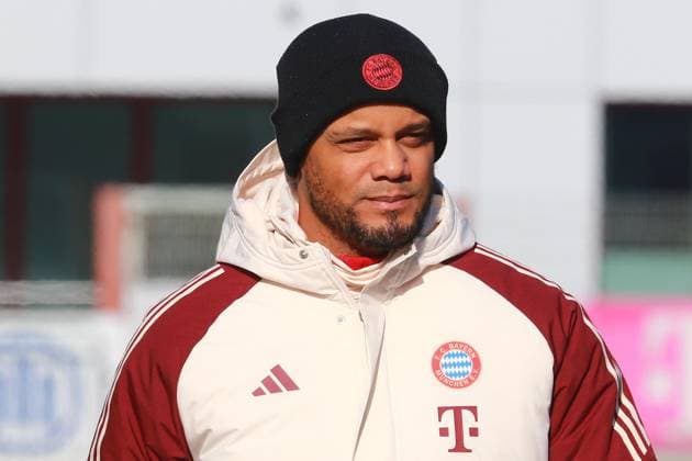 Trainer Vincent Kompany, Portraet, Portrait, Fussball Abschlusstraining - FC Bayern München vor UEFA Champions League-Spiel vs. Celtic Glasgow 17.02.2025 Trainingsgelände, Säbenerstr. FOTO: Mladen Lackovic LakoPress