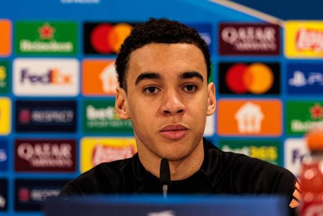 UEFA Champions League: Pressekonferenz FC Bayern München; 17.02.2025 Jamal Musiala (FC Bayern München, 42) UEFA Champions League: Pressekonferenz FC Bayern München vor dem Spiel gegen Celtic FC, München, Trainingsgelände an der Säbenerstr am 17.02.2025 Copyright: xBEAUTIFULxSPORTS Wunderlx