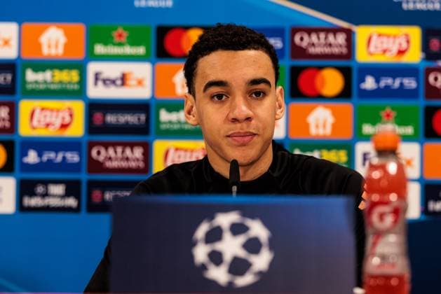 UEFA Champions League: Pressekonferenz FC Bayern München; 17.02.2025 Jamal Musiala (FC Bayern München, 42) UEFA Champions League: Pressekonferenz FC Bayern München vor dem Spiel gegen Celtic FC, München, Trainingsgelände an der Säbenerstr am 17.02.2025 Copyright: xBEAUTIFULxSPORTS Wunderlx