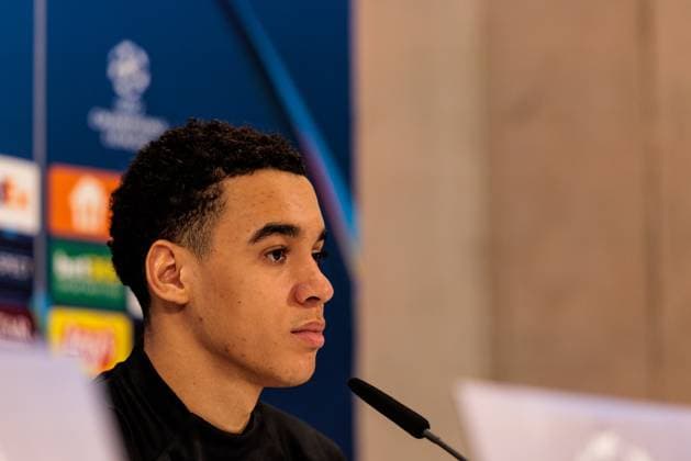 UEFA Champions League: Pressekonferenz FC Bayern München; 17.02.2025 Jamal Musiala (FC Bayern München, 42) UEFA Champions League: Pressekonferenz FC Bayern München vor dem Spiel gegen Celtic FC, München, Trainingsgelände an der Säbenerstr am 17.02.2025 Copyright: xBEAUTIFULxSPORTS Wunderlx
