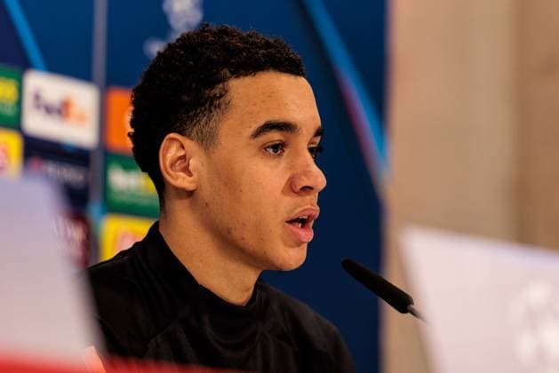 UEFA Champions League: Pressekonferenz FC Bayern München; 17.02.2025 Jamal Musiala (FC Bayern München, 42) UEFA Champions League: Pressekonferenz FC Bayern München vor dem Spiel gegen Celtic FC, München, Trainingsgelände an der Säbenerstr am 17.02.2025 Copyright: xBEAUTIFULxSPORTS Wunderlx