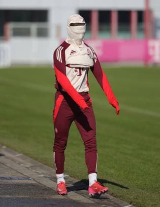 Sport Bilder des Tages 17.02.2025, CL. Abschlusstraining, Saebenerstrasse Muenchen,, Fussball, im Bild: Joshua Kimmich (FC Bayern Muenchen)